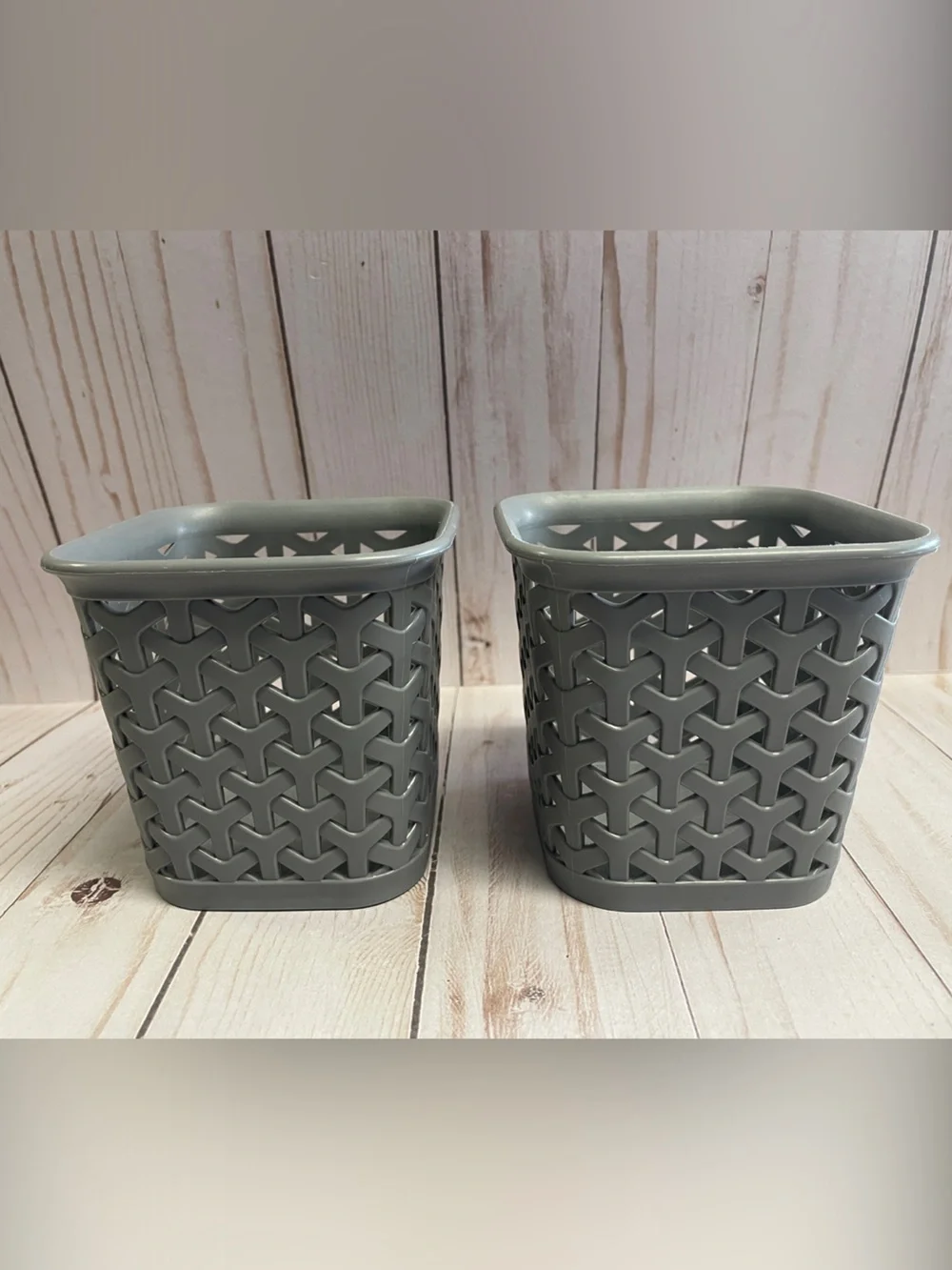 Room Essentials Gray Woven Plastic Desk Pencils Holders Set of 2 Organizer Small